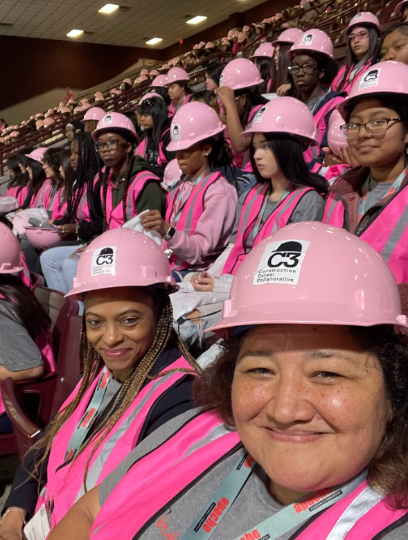She-builds-4